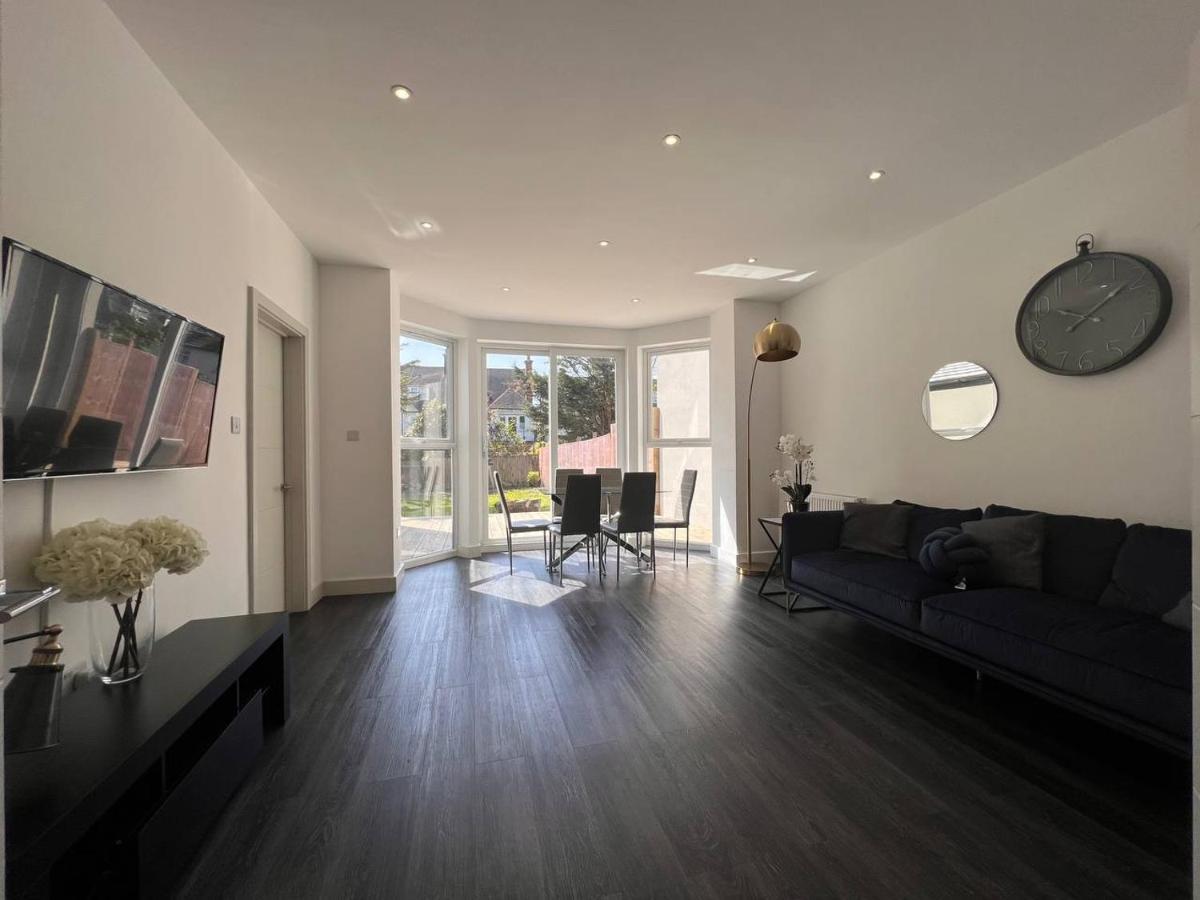 Star London Finchley Road 3-Bed Oasis With Garden Aparthotel Εξωτερικό φωτογραφία